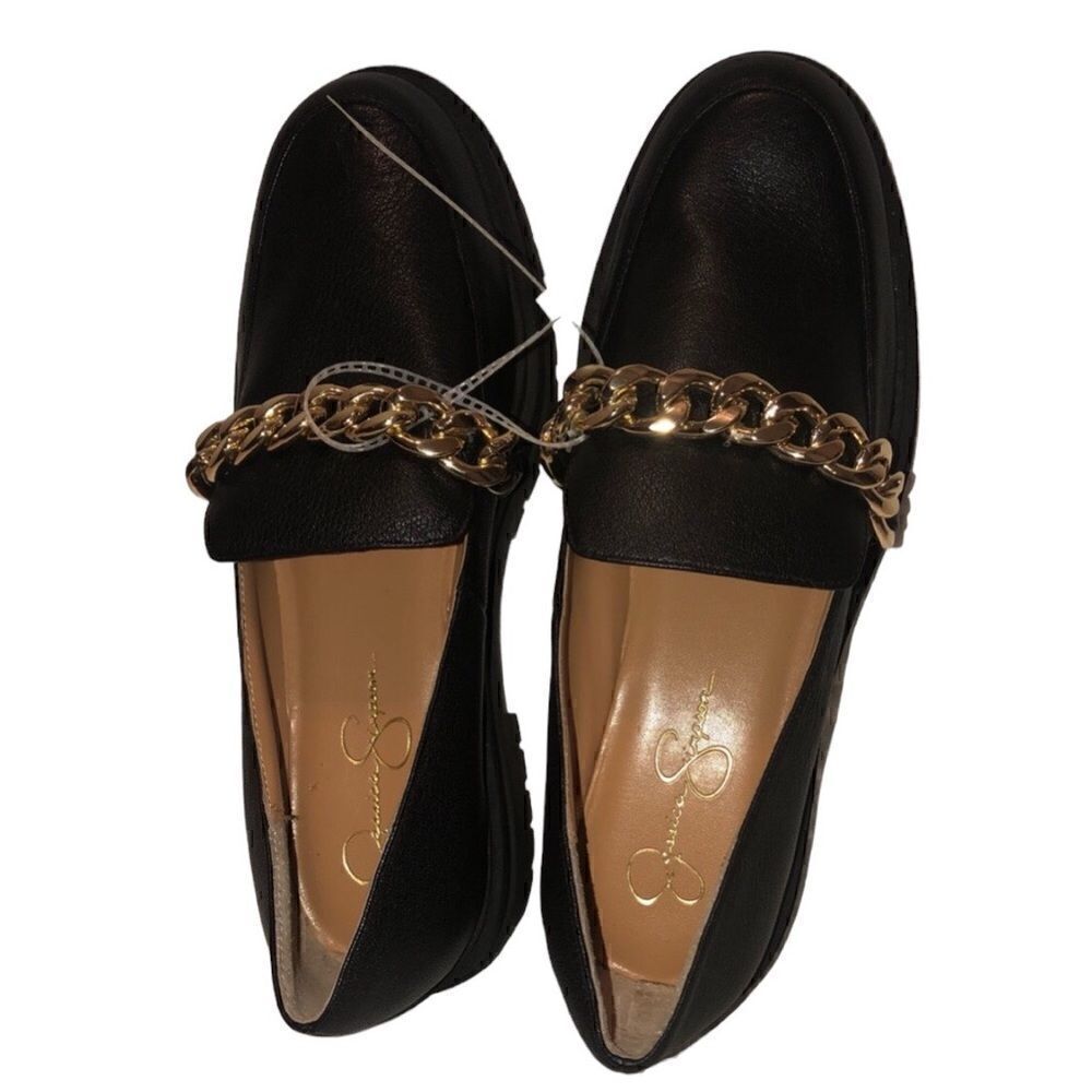 JESSICA SIMPSON Size: 9 1/2 Women’s Black Leather Loafers Gold Metallic Chain …